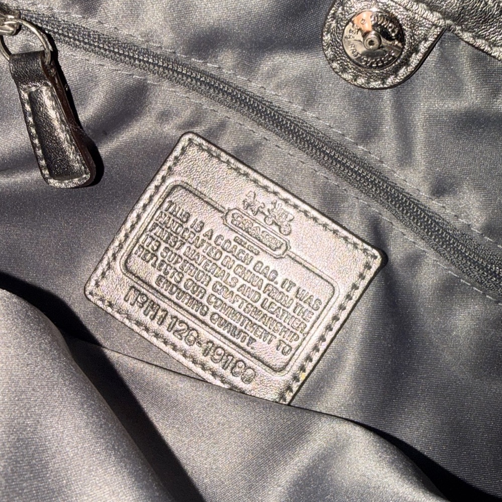 Coach Madison satin hobo bag - Picture 5 of 7